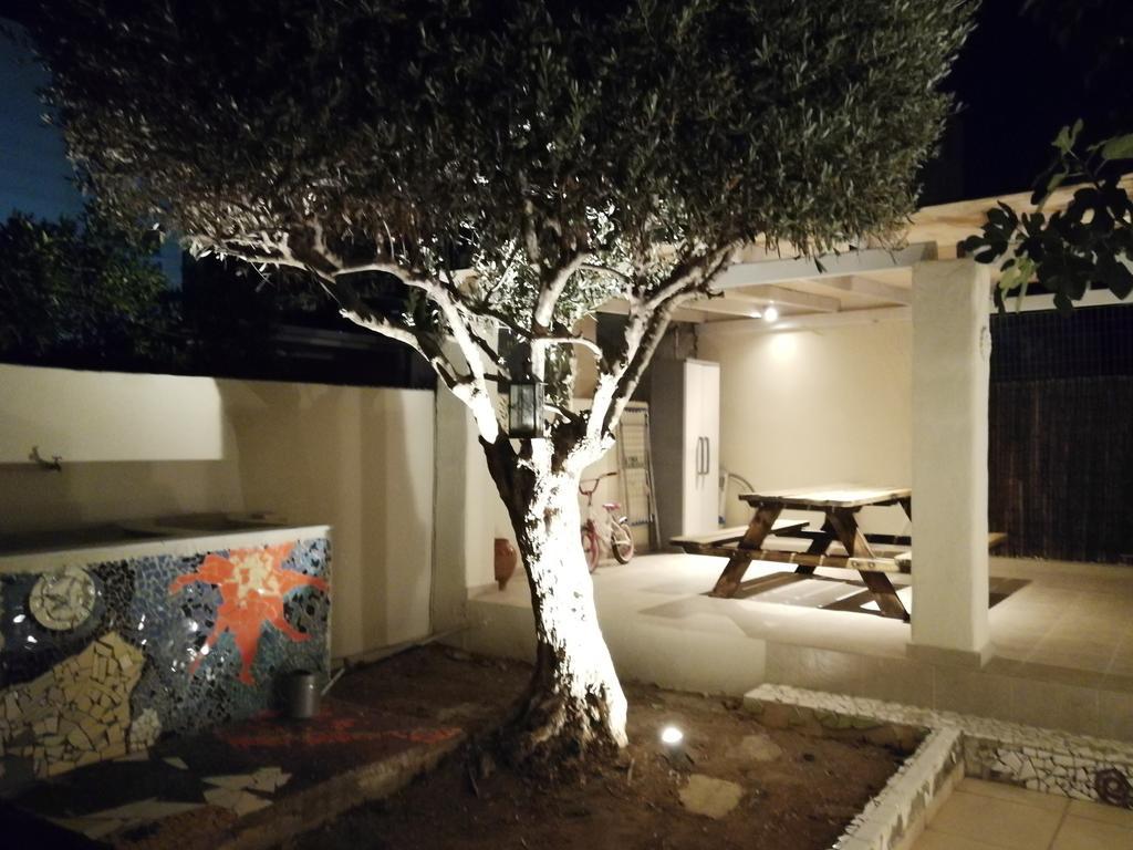 Apartment Aquarius - Glyfada Detached House Athen