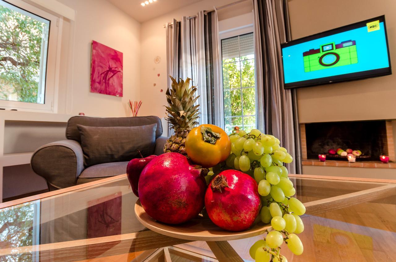 Aquarius - Glyfada Detached House