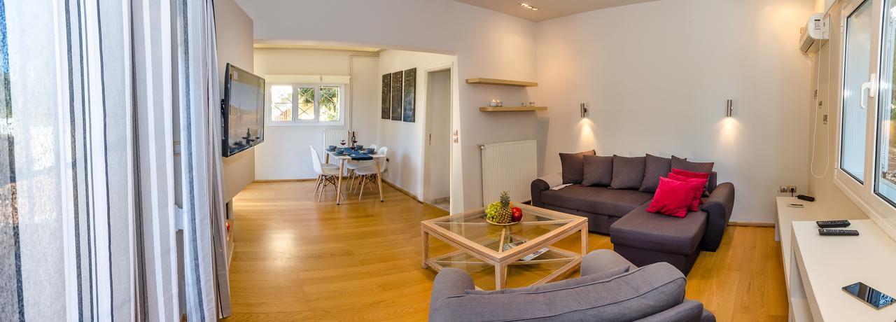 Apartment Aquarius - Glyfada Detached House Athen